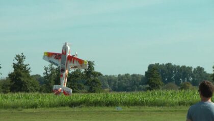 Flugtag MSV Oberhausen 2019 – Multiplex Extra 330 SC