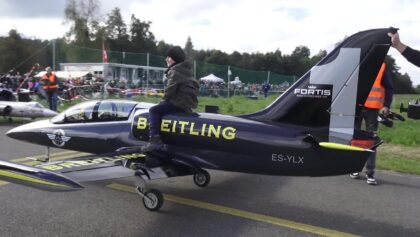 Gigantic RC Jet Albatros L-39 Scale Turbine Model weight over