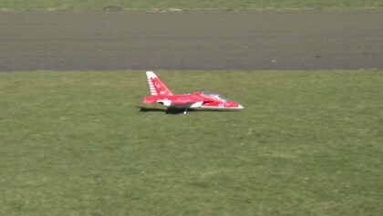 Jetflug Emanuel mit der Yak 130