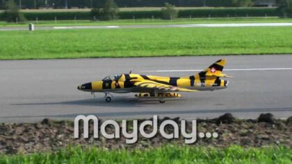 Mayday, mayday… Hunter JET WM 2013