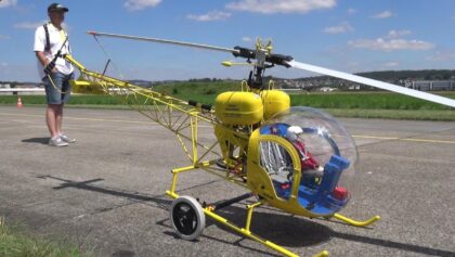OSCAR BELL 47G-2A GIANT RC ELECTRIC MODEL HELICOPTER 2x6S LIPO