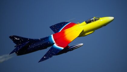 RC Rainbow Hawker Hunter on-board Hausen 2015