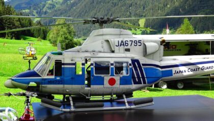 STUNNING BIG BELL 412 JAPAN COAST GUARD (JA6795) GIANT DETAILED