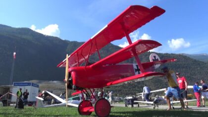 UNBELIEVABLE RED BARON FLIGHT WORLD LARGEST FOKKER DR-1 RC SCALE