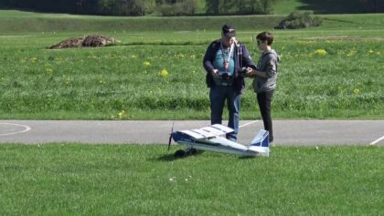 Valentin Erstflug mit der “Grand Tundra” von HobbyKing