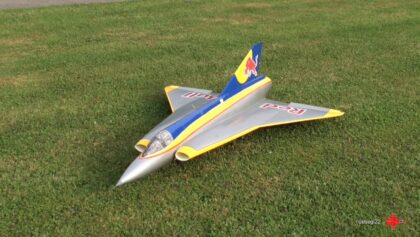 maiden flight Saab J35 Draken