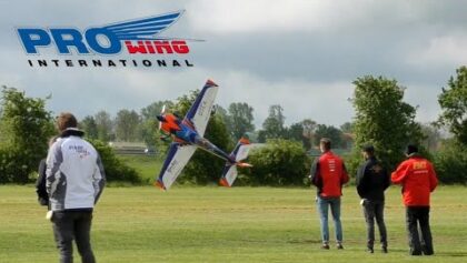 EXTRA 330SC AEROBATIC FLIGHT – PROWING 2019