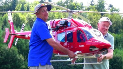 BEST GIANT RC FULL 100 PERCENT SCALE HELICOPTER MODEL BELL