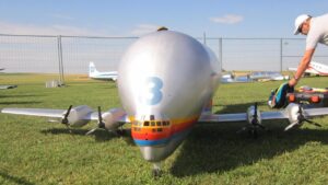 RC AIRPLANE CRASH SUPER GUPPY B-377 OUT OF CONTROLL