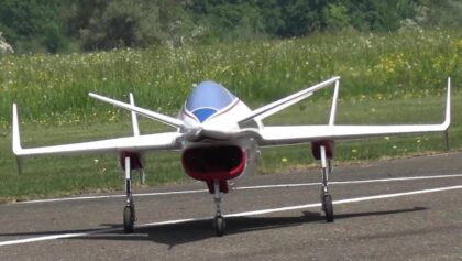 NASA RPRV-870 HiMAT ROCKWELL VEKTOR THRUST R/C TURBINE MODEL JET