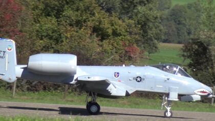 Shoot Flare A-10 Thunderbolt Scale RC Turbine Jet Modell