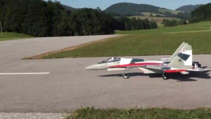 Suchoi Su-35 E-Impeller Jet-Meeting Salzburg 2013/30