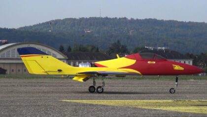 Fast RC Turbine Model Jet Bobcat Composite for beginner into