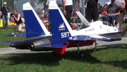 INCREDIBLE!!! RC JET TWIN TURBINE VECTOR SCALE MODEL SUKHOI SU-27