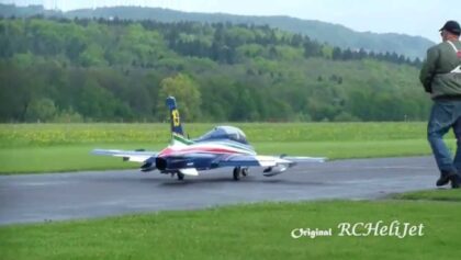 RC HeliJet @ 24.Oldtimer meeting Aermacchi Turbine tricolori Italy Scale