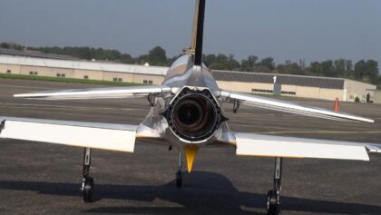 VERY NICE RC JET AVANTI S WITH TURBINE ENGINE MAIDEN