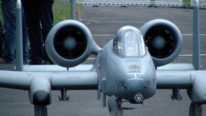 WARTHOG A-10 RC TWIN-TURBINE JET MODEL AIRPORT INTERLAKEN SWITZERLAND