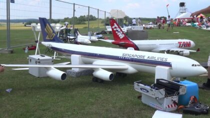 Singapore RC Airliner A-340 Turbine Model