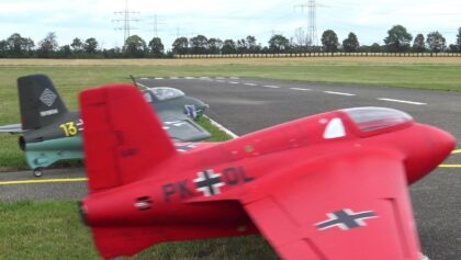2x Messerschmitt ME-163 Komet RC Jets like a Rocket woosch