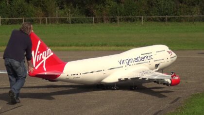 Giant RC Boeing 747-400 Scale 4xTurbine Model Airliner