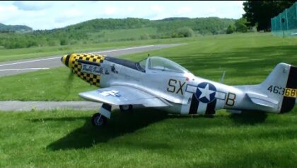 Beautiful RC Warbird Mustang P-51 Gas Engine 26.Oldtimermeeting 2015