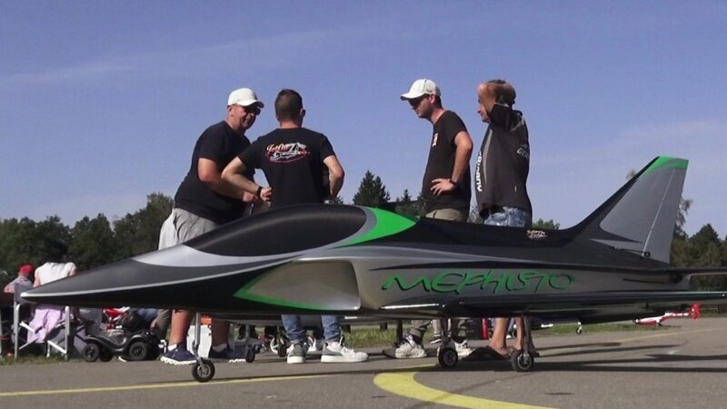 Best RC Jet Performance Mephisto and Futura RC Turbine Aerobatics