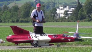 “DRAKEN!” THE GLORIOUS SAAB J35 DRACHEN RC TURBINE SCALE JET