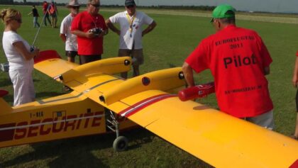 Euroflugtag Rheidt 2011 – Canadair CL-415