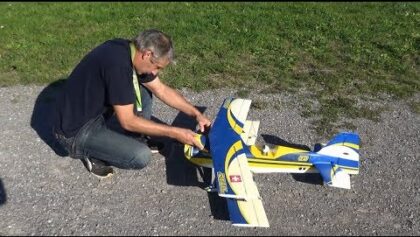 Fly my FMS Pitts Devil with a ONBO LIPO 14.8