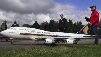 Giant RC Boeing 747 Airliner turbine Model Hausen Flightday