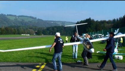Gigantic Turbine R/C DG-1000 Sailplane Hausen Modellflug Show 2014