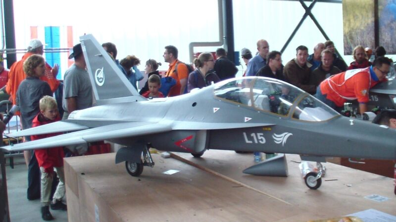 Hongdu L-15 Falcon RC Scale Turbine Model Jet