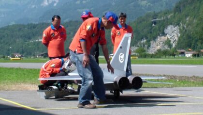 Hongdu L-15 Falcon Twin Turbine RC Model Jet over Meiringen