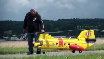 Huge R/C Boeing Vertol CH-46 Sea Knight SAR Search and