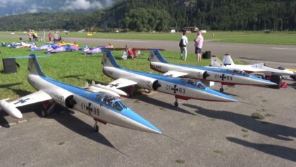Huge detailed RC Turbine Model Jets Starfighter F-104 fly very