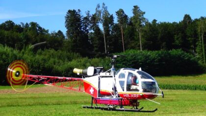 INCREDIBLE DETAILED RC SCALE SA-315B LAMA MODEL HELICOPTER with LED