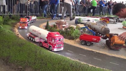 Patrouille Suisse LKW Transporter Faszination Modellbau Friedrichshafen 2017