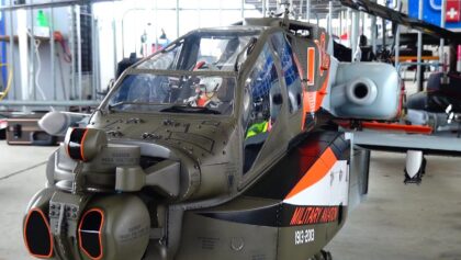 RC Helicopter Boeing Apache AH-64 Scale Model Netherlands Military