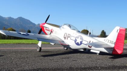 RC WARBIRDS MUSTANG P-51 AND SPITFIRE GEAR FAILURE