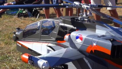ROYAL NETHERLANDS AIR FORCE SCALE TURBINE RC HELICOPTER MODEL APACHE