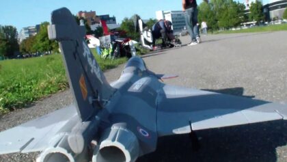 RTF MODEL FMS DASSAULT RAFALE ARMEE DE L’AIR 64mm EDF