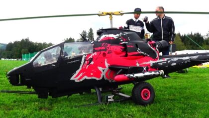 STUNNING RC COBRA REDBULL SCALE TURBINE HELICOPTER WITH SMOKE