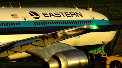 STUNNING!!! RC PERFORMANCE LOCKHEED TRISTAR L1011 RC TURBINE MODEL AIRLINER