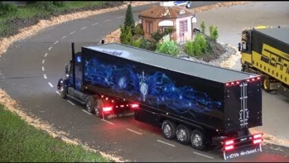 VERY NICE RC HAULER WITH AIRBRUSH,LIGHTS AND TRAILER FASZINATION MODELLBAU